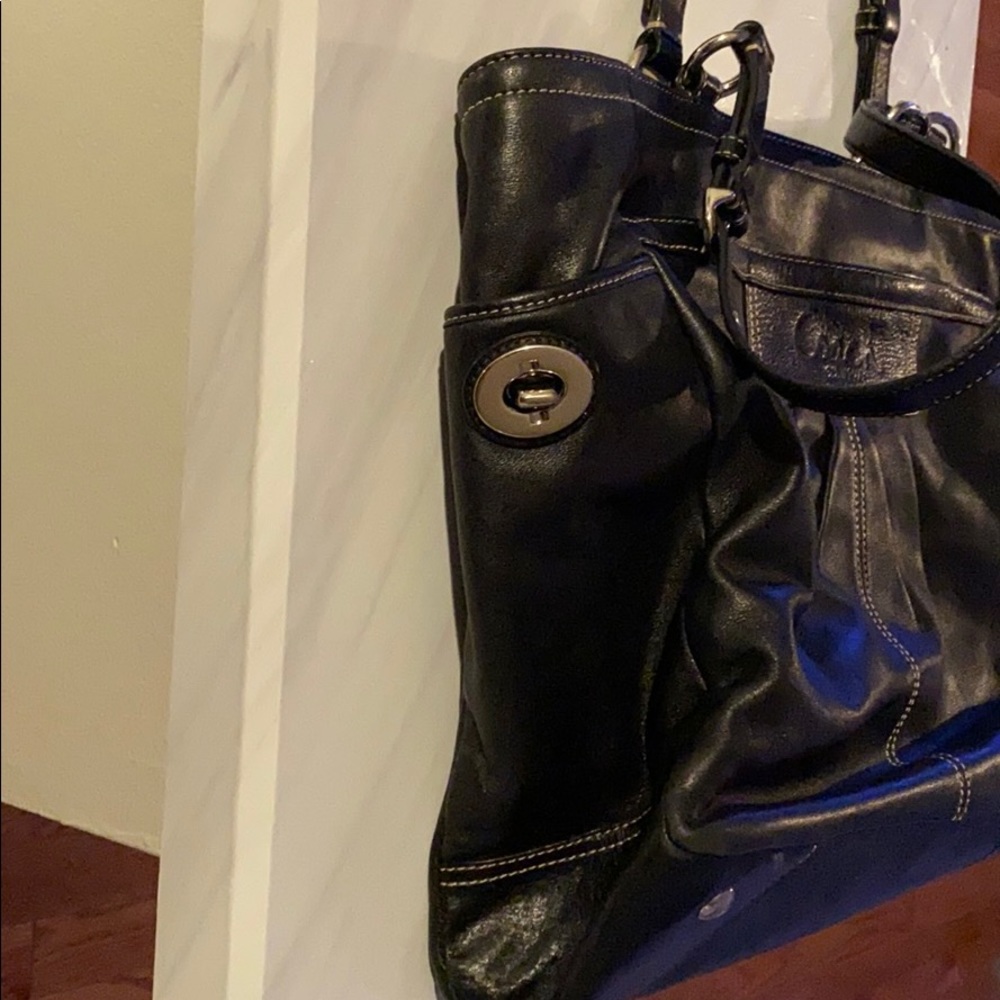 Authentic Coach bag - Picture 6 of 7